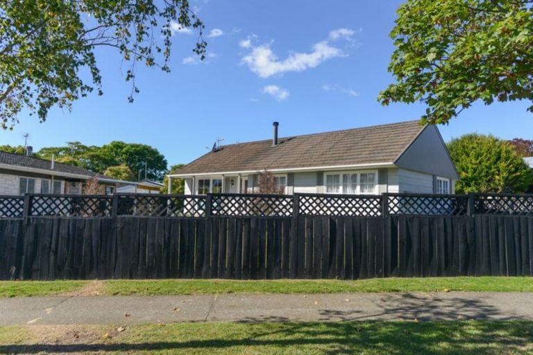 Photo of property in 9 Breadalbane Road, Havelock North, 4130