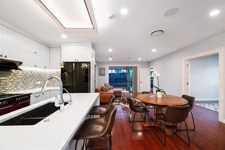 Photo of property in 13a Pomaria Road, Henderson, Auckland, 0610