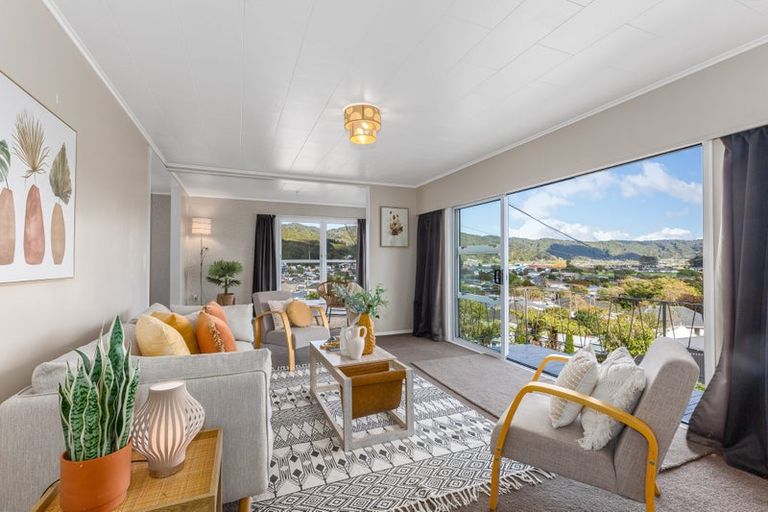 Photo of property in 43 Petrie Street, Wainuiomata, Lower Hutt, 5014