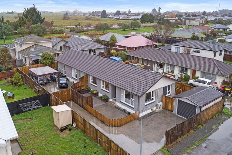 Photo of property in 7 Farnborough Street, Aranui, Christchurch, 8061