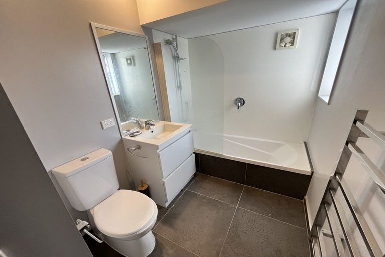 Photo of property in 15 Tribute Loop, Takanini, 2112