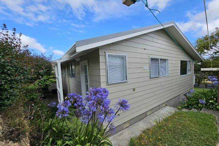 Photo of property in 196f2 Helston Road, Paparangi, Wellington, 6037