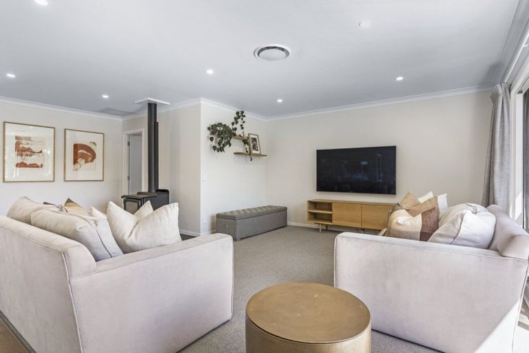 Photo of property in 119 Moana Anu Anu Avenue, Whangamata, 3620