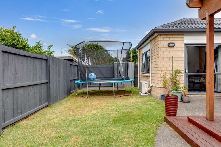Photo of property in 25 Kahira Crescent, Papamoa Beach, Papamoa, 3118