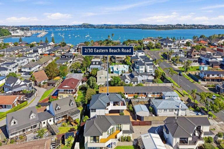 Photo of property in 2/30 Eastern Beach Road, Eastern Beach, Auckland, 2012