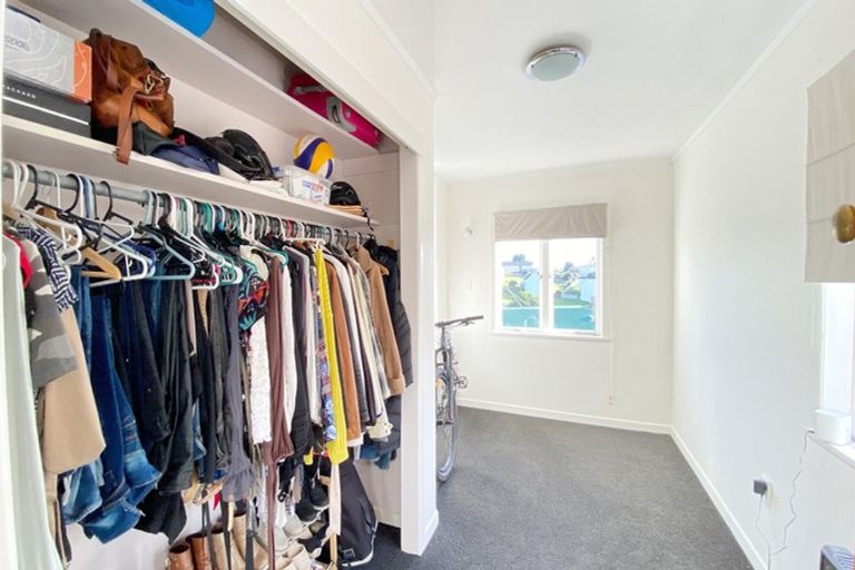 Photo of property in 71 Keegan Drive, Massey, Auckland, 0614