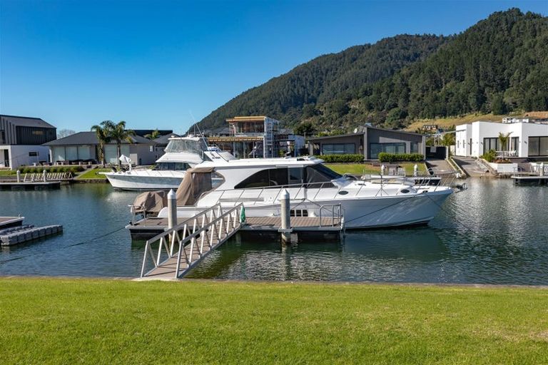 Photo of property in 133 Motu Grande, Pauanui, Hikuai, 3579