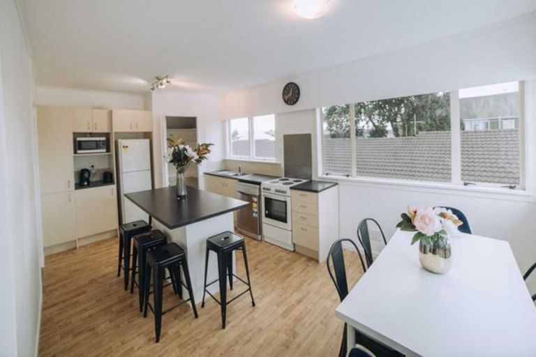 Photo of property in 7/19 Milton Road, Orewa, 0931