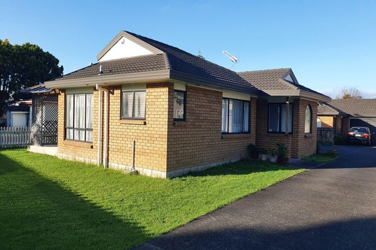 Photo of property in 1/130 Kimpton Road, Papatoetoe, Auckland, 2025