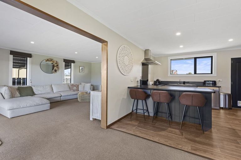 Photo of property in 15 Cross Street, Milton, 9220