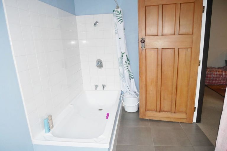 Photo of property in 15 Paparoa Street, Papanui, Christchurch, 8053