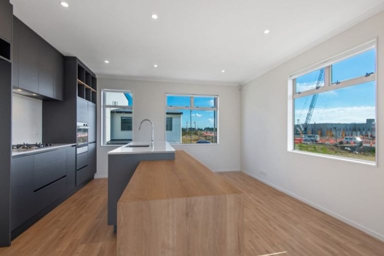 Photo of property in 22 Horo Road, Flat Bush, Auckland, 2019