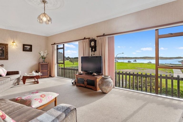 Photo of property in 37 Muriwai Drive, Whakatane, 3120