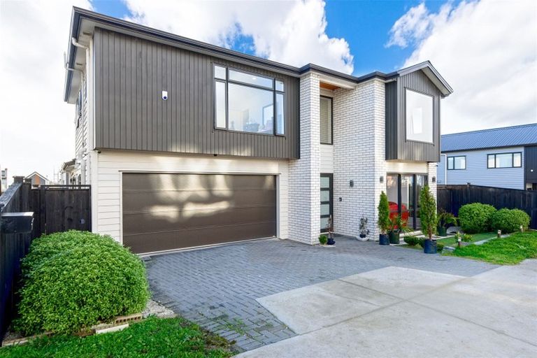 Photo of property in 13 Christella Street, Flat Bush, Auckland, 2019