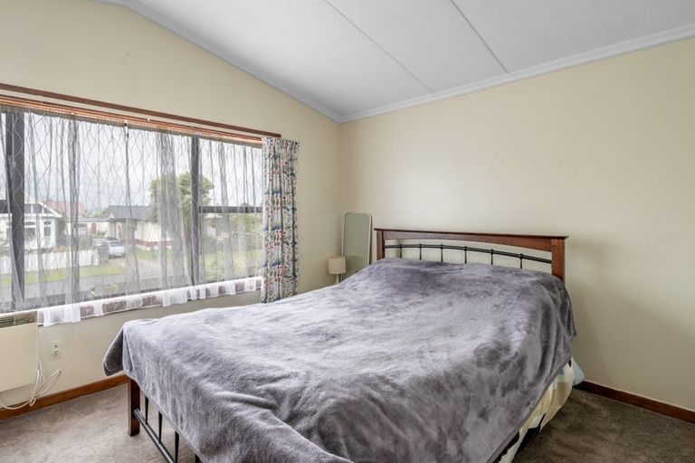 Photo of property in 159 Princes Street, Strathern, Invercargill, 9812