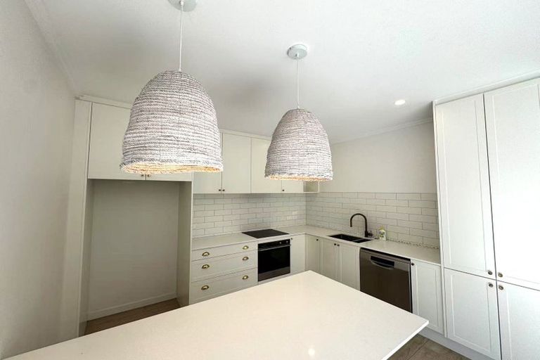 Photo of property in 38 Mapou Road, Hobsonville, Auckland, 0616