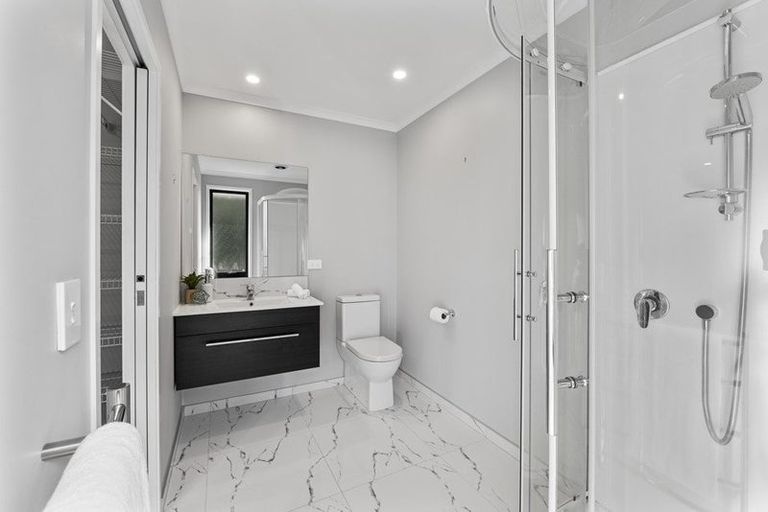 Photo of property in 81 Airport Drive, New Plymouth Airport, New Plymouth, 4373