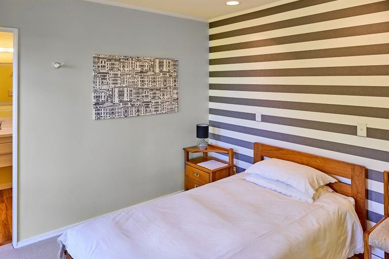 Photo of property in 126a Cheviot Road, Lowry Bay, Lower Hutt, 5013