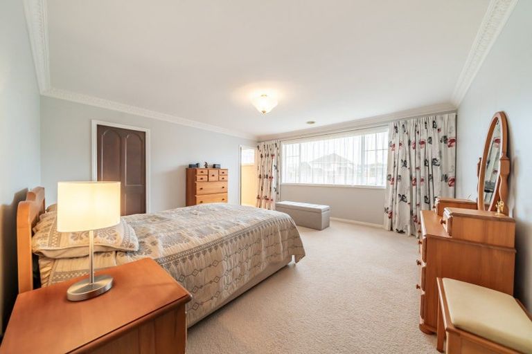 Photo of property in 19 Comeskey Grove, Elderslea, Upper Hutt, 5018