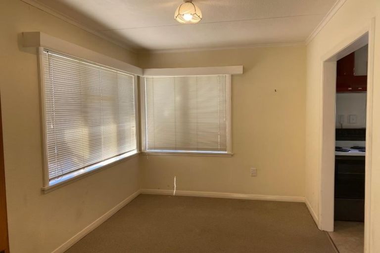 Photo of property in 42 Charles Street, Westshore, Napier, 4110