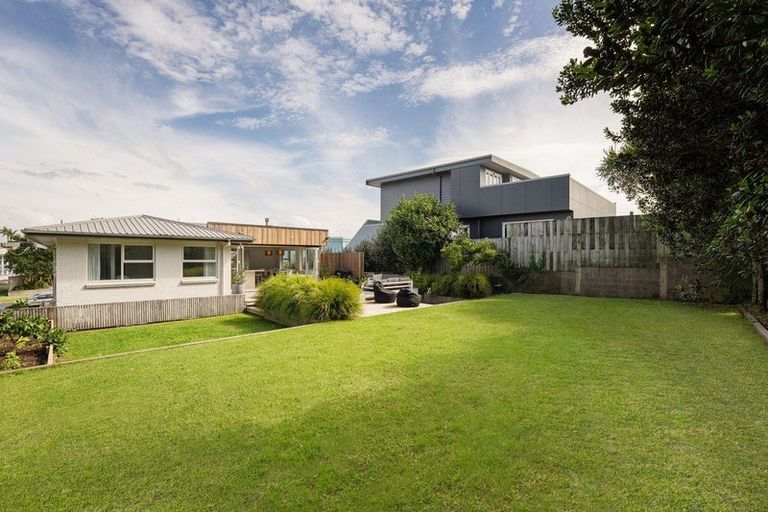 Photo of property in 11 Lee Street, Mount Maunganui, 3116
