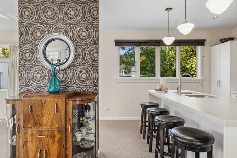 Photo of property in 31 Prossers Road, Saint Martins, Christchurch, 8022