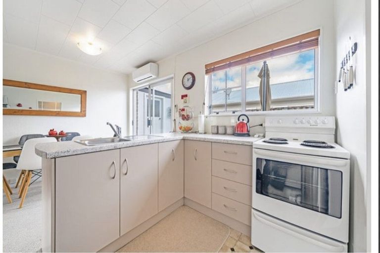 Photo of property in 11f5- John Street, Trentham, Upper Hutt, 5018