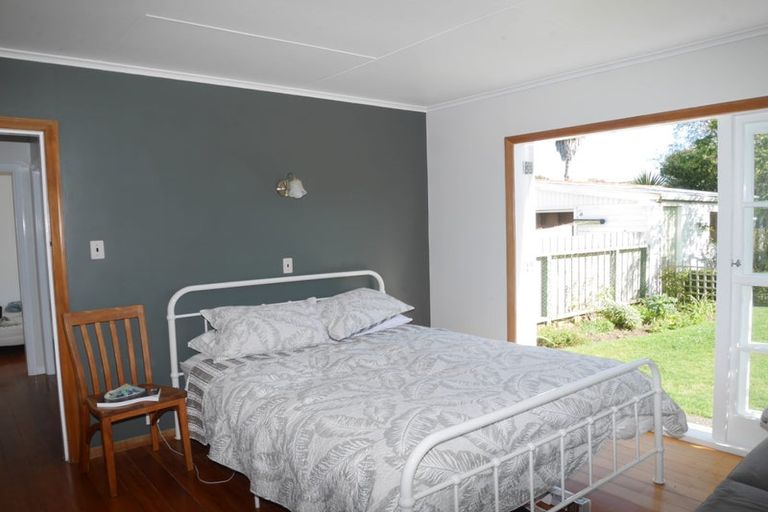 Photo of property in 71 Ocean Road, Paraparaumu Beach, Paraparaumu, 5032