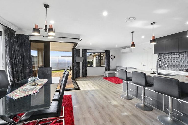 Photo of property in 4 Ellesmere Avenue, Bell Block, New Plymouth, 4312