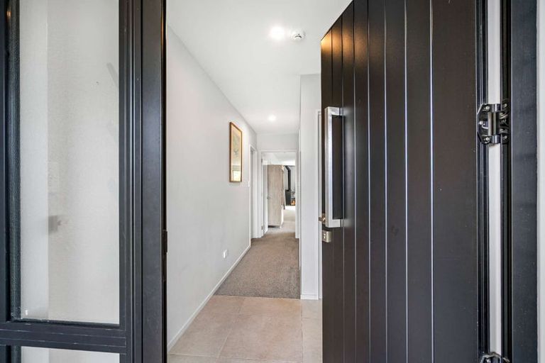 Photo of property in 51 Watkins Drive, Rangiora, 7400