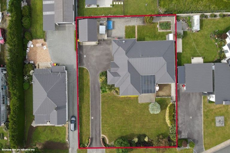 Photo of property in 29 Church Street, Winton, 9720