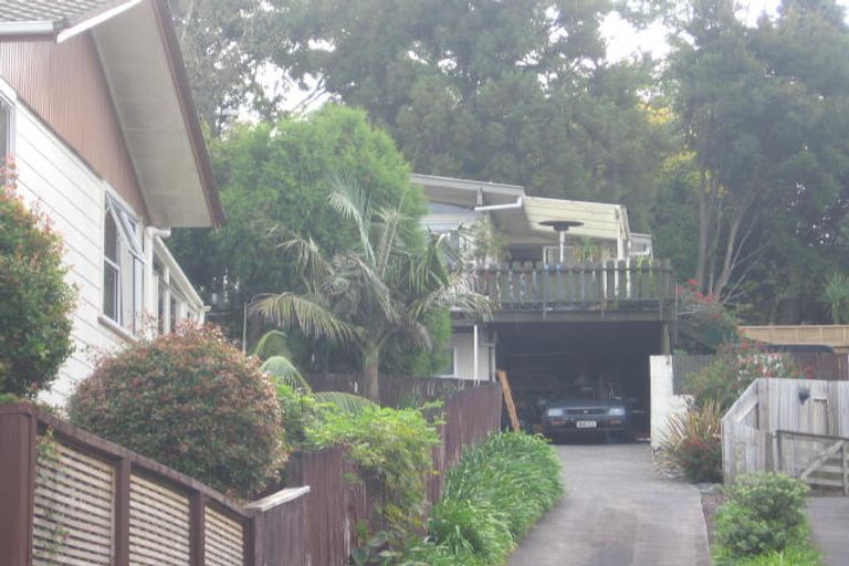 Photo of property in 41 Fitzwater Place, Henderson, Auckland, 0612
