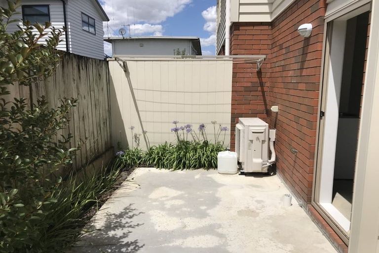 Photo of property in 52u3 Cook Street, Hamilton East, Hamilton, 3216