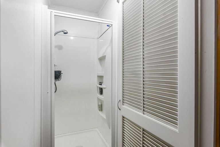 Photo of property in 31 Te Kupe Road, Paraparaumu Beach, Paraparaumu, 5032