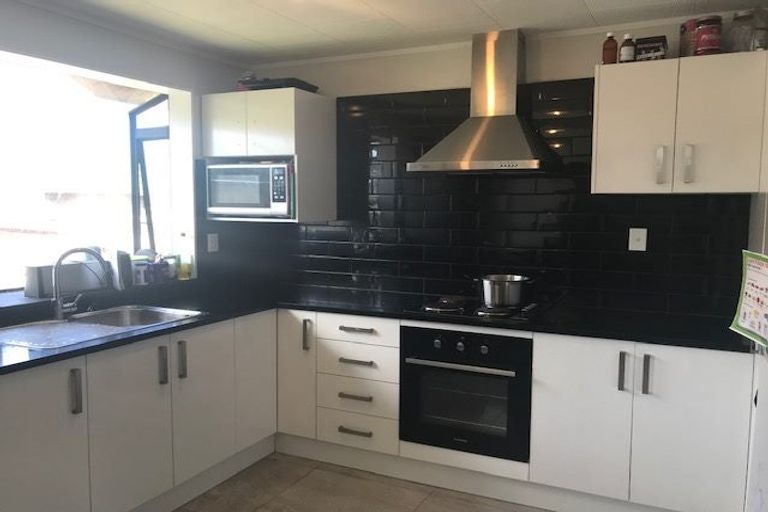 Photo of property in 109 Manuroa Road, Takanini, 2112