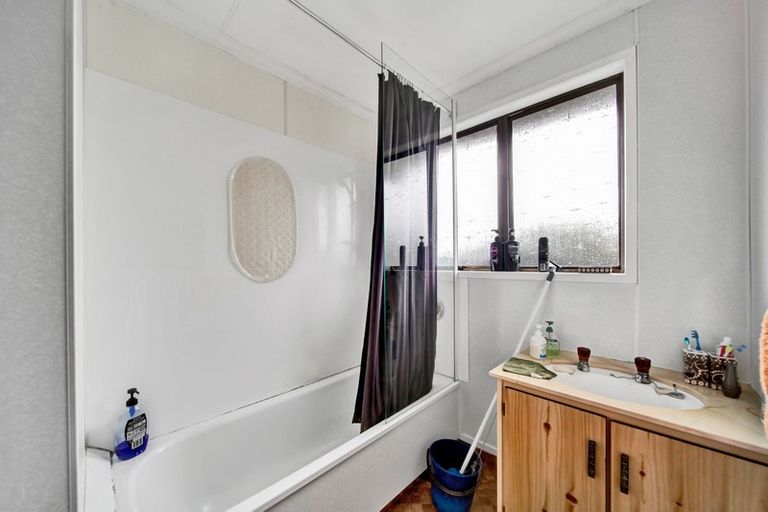 Photo of property in 12 Exeter Street, Stratford, 4332