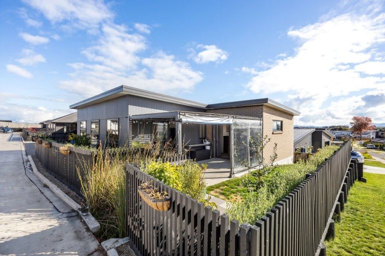 Photo of property in 881a Whangaparaoa Road, Manly, 0930