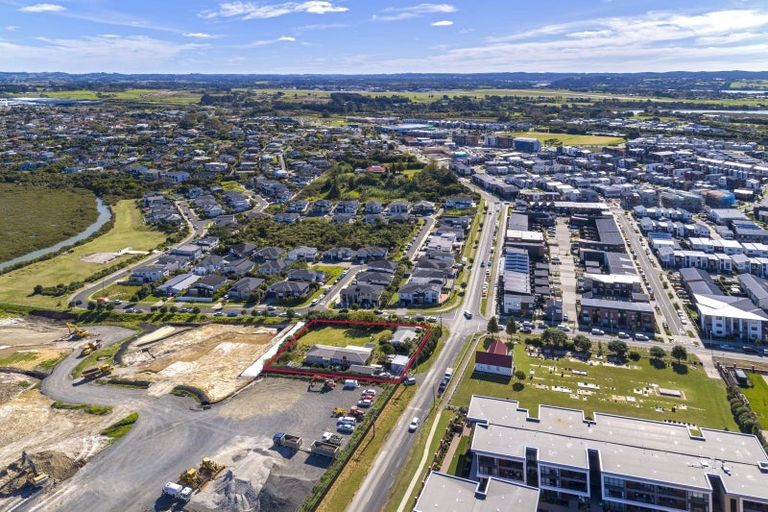Photo of property in 2 Scott Road, Hobsonville, Auckland, 0616