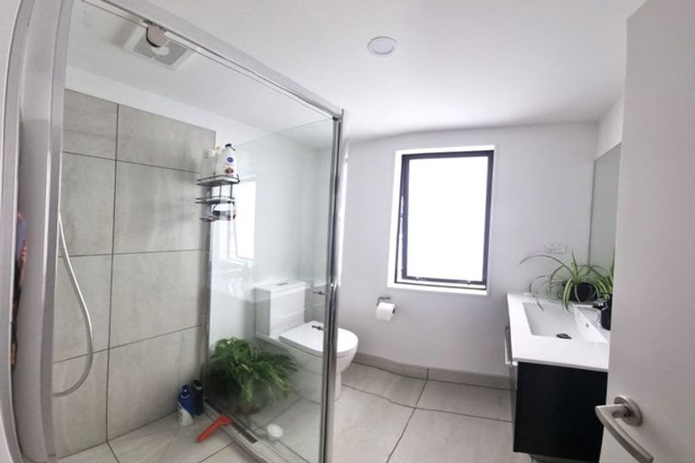 Photo of property in 16b Inglis Street, Seatoun, Wellington, 6022