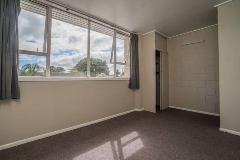 Photo of property in 267 Massey Road, Mangere East, Auckland, 2024