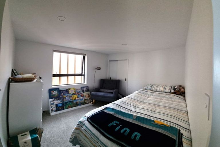 Photo of property in 16b Inglis Street, Seatoun, Wellington, 6022