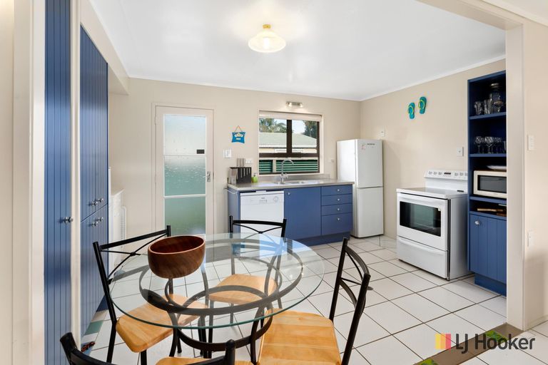 Photo of property in 4b Otto Road, Waihi Beach, 3611