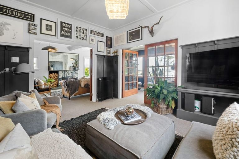 Photo of property in 132 Pendarves Street, New Plymouth, 4312