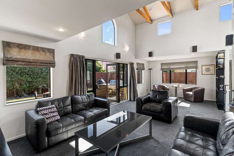 Photo of property in 5 Mica Place, Northwood, Christchurch, 8051