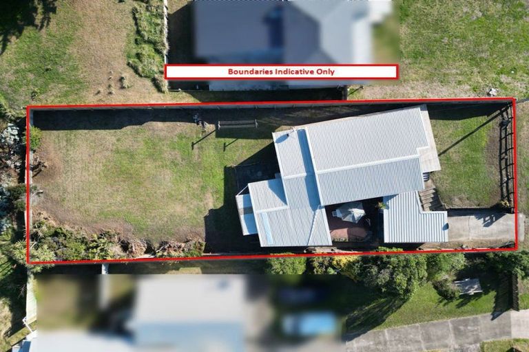 Photo of property in 20 Mack Street, Foxton Beach, Foxton, 4815