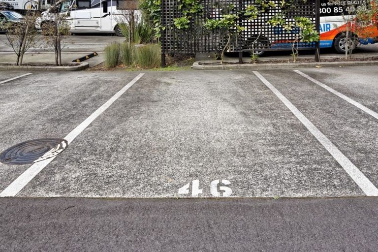 Photo of property in 1/160c Hobsonville Point Road, Hobsonville, Auckland, 0616