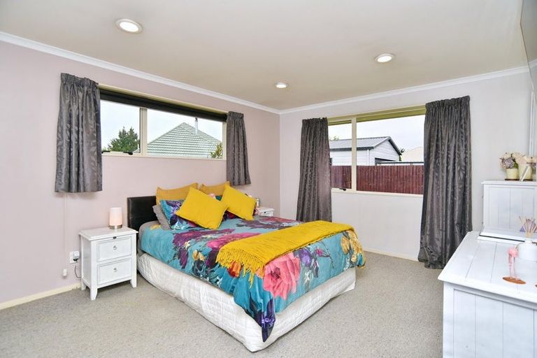 Photo of property in 43 Kensington Avenue, Rangiora, 7400