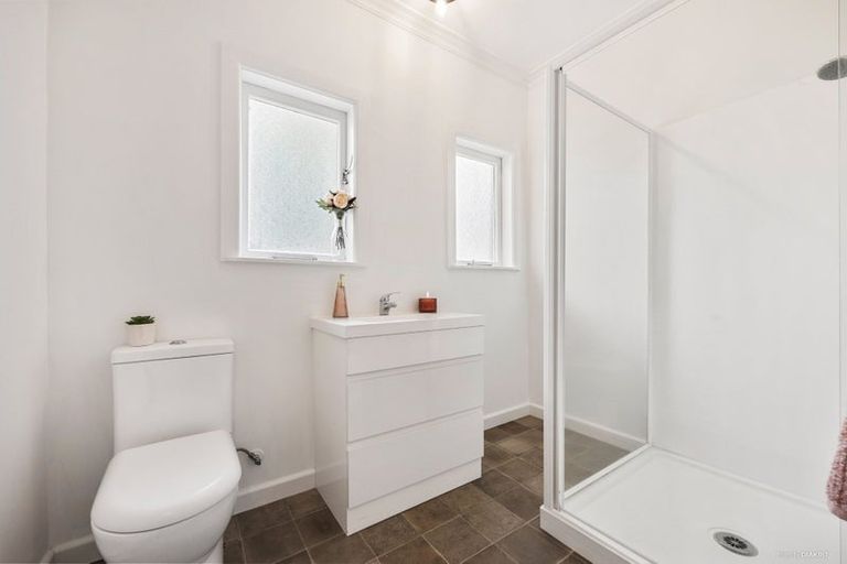 Photo of property in 49 Gardner Avenue, New Lynn, Auckland, 0600