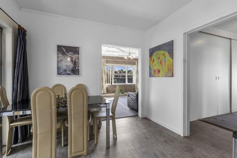 Photo of property in 16b Maire Street, Inglewood, 4330