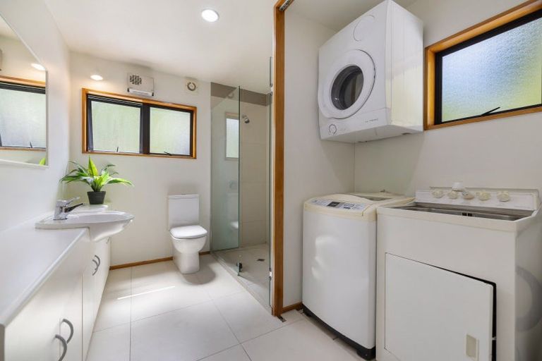 Photo of property in 12b Windsor Place, Queenstown, 9300